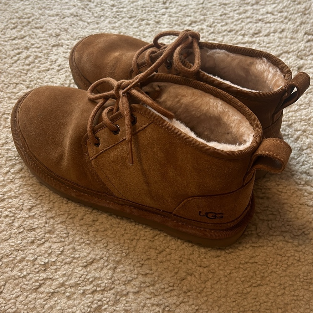 like new ugg neumels !!